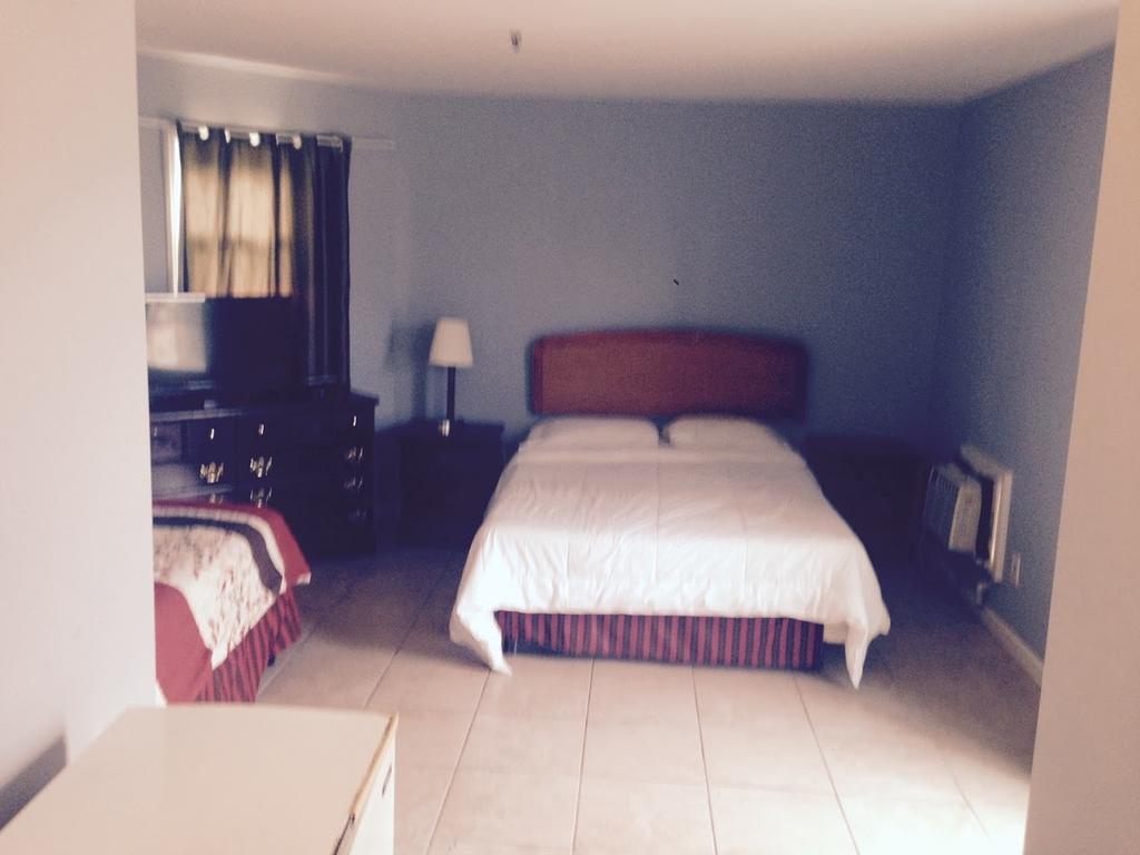 Hotel Charlee Sea Breeze Beach-Suites Сийсайд Хайтс Стая снимка